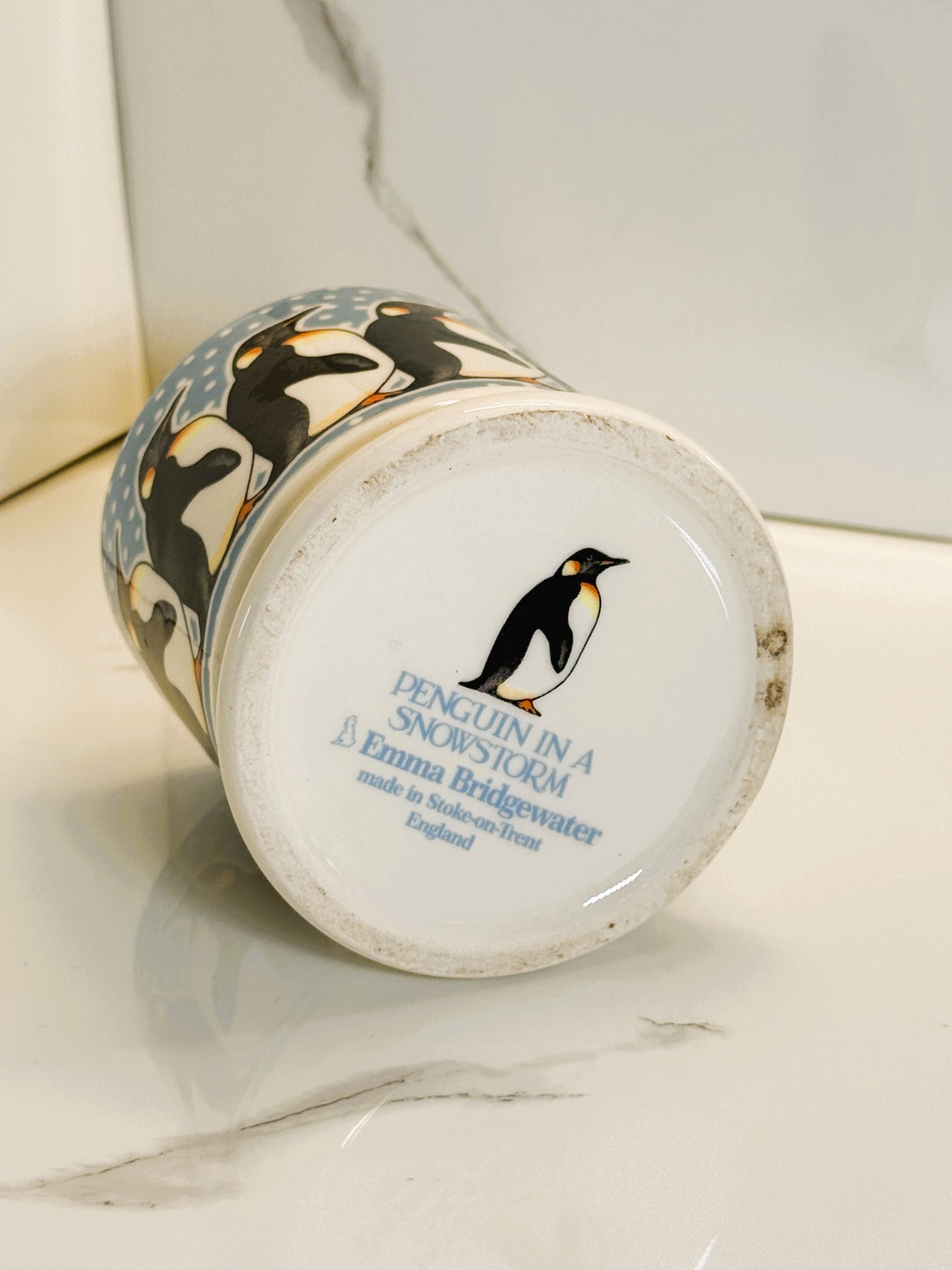 Emma Bridgewater Penguin in a Snowstorm Mug – English Pottery